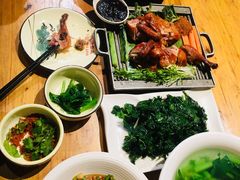 -老滇山寨•云南特色菜•地方菜•民族风情歌舞表演(金碧店)