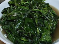 -芦茨金富饭庄·25年老字号·专做稻草鸡