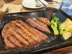 -必胜客(大东海店)