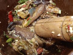 -老滇山寨•云南特色菜•地方菜•民族风情歌舞表演(金碧店)