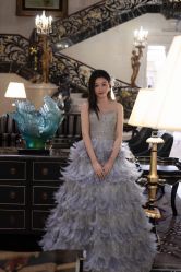 -拉瑞娜LaReine婚纱礼服高级定制