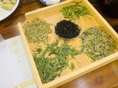 -浙茶集团狮峰·西湖龙井·杭州特产(莫干山路专卖店)