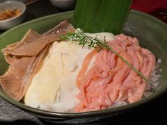 -三出山火锅(南京万象天地店)