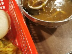 -丁红照水煎包胡辣汤