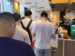 -麦当劳(中二横路店)