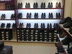 -云柏鞋业(十里堡店)