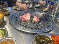 -哈哈碳都·牛肋条无限自助烤肉(台江万达店)