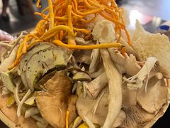 野生菌拼盘-菌乡缘·野生菌蒸汽鱼火锅(江边夜市店)