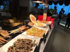 -荣誉国际酒店-云顶旋转餐厅