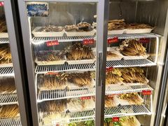 自助取餐区-拈签一笑黄牛肉辣卤串串