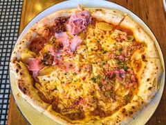 金枪鱼拼火腿菠萝披萨-PIZZA BIANCA(万象城店)