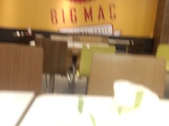 -麦当劳(哈西万达店)