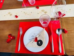 -Mark&Mars Restaurant