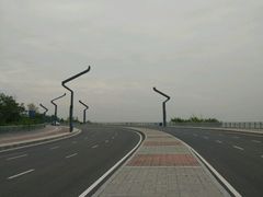 -鹦鹉寺公园