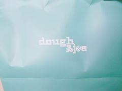 -Dough&Joe团憩(瑞虹天地月亮湾店)