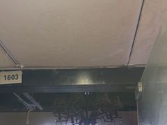 -荒岛实景沉浸密室(江汉路1店)