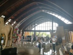 -三亚湾海居铂尔曼度假酒店