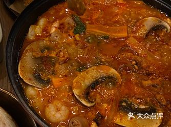上海堂食第一顿必须是这家章鱼牛肠锅