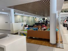 -杭州中沃沃尔沃4S店(滨江区店)