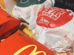 -麦当劳(虹梅路地铁站店)