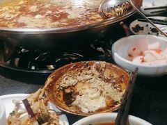 -小饕荟雅安贡椒鱼鲜馆(广福桥店)