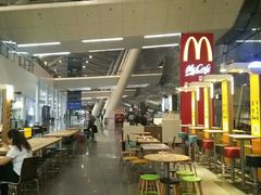 -麦当劳(吴圩机场店)