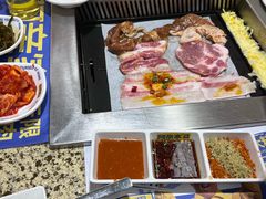 -阿亲家·韩式无限烤肉(春熙路店)