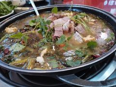 -镇雄酸汤猪脚(钻石广场分店)