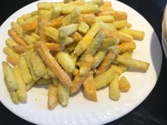 -老码头黑皮肘子锅包肉熏酱水饺(文政街店)