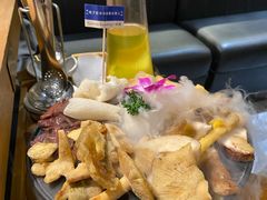 -一朵菌·野生菌探索家火锅(南亚店)