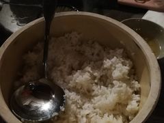 -Cuc Gach Quan Restaurant