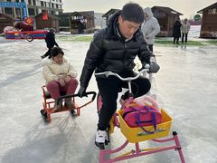 -丁香湖丁香小镇Citypark滑雪公园戏雪嘉年华