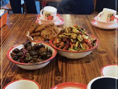 -冶建镜子·老南昌大排档·江西虾王(总店)