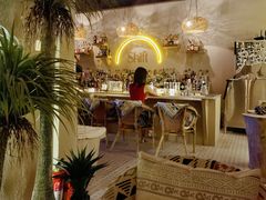 -Shift cocktail bar鸡尾酒吧