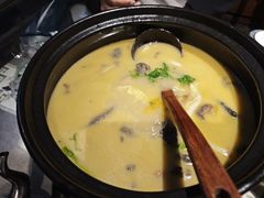 鸡汤火锅-炊烟餐厅