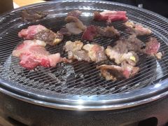 -青瓦餐厅·生鱼片·韩园烤肉(西塔店)