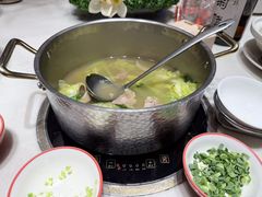 -泓历皇朝酒店(东亭店)