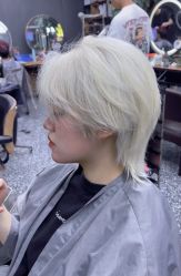 点击看大图 -藤野造型专业烫染接发