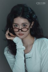 -onlygirl摄影美学馆高端定制(江滩店)