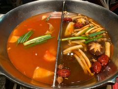 -湊湊火锅·茶憩(新中关购物中心店)