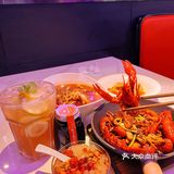 吃新鲜的小龙虾就来麻辣诱惑！🦞