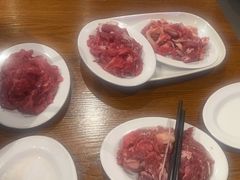-牛满溢·自助潮汕鲜牛肉火锅(龙汇路店)