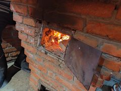 -鱼窝棚柴火铁锅炖(富山屯店)