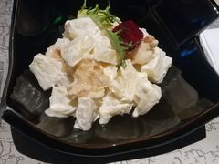 菠萝虾球-穹六人间 people 6(岳阳路店)