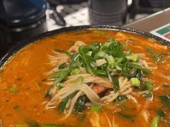 -肥汁米蘭香港米线(宁波路总店)