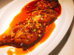 干烧鲳鱼-日丰园海肠水饺·老字号大连海鲜(和平广场店)