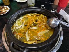 -一品山珍野生菌养身火锅(瑞丽市文蚌路店)