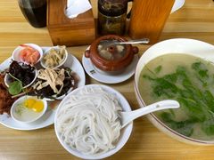 -德致祥云南过桥米线(云天小苑店)