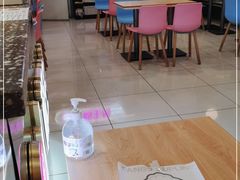 用餐区-小杨生煎(成山巴黎春天店)