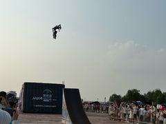 -泰达航母主题公园